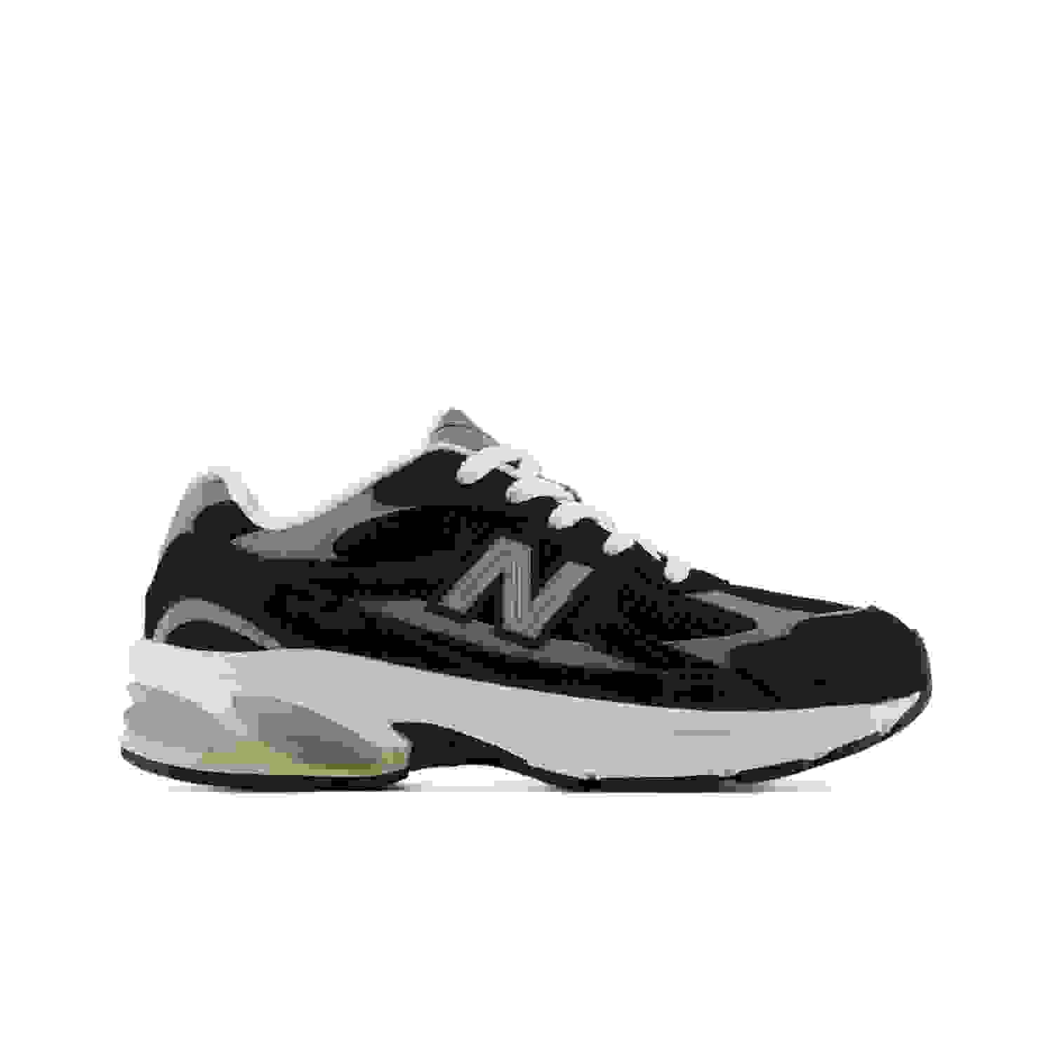New Balance 2010 Grade School Boys' "Black/Grey" Shoe